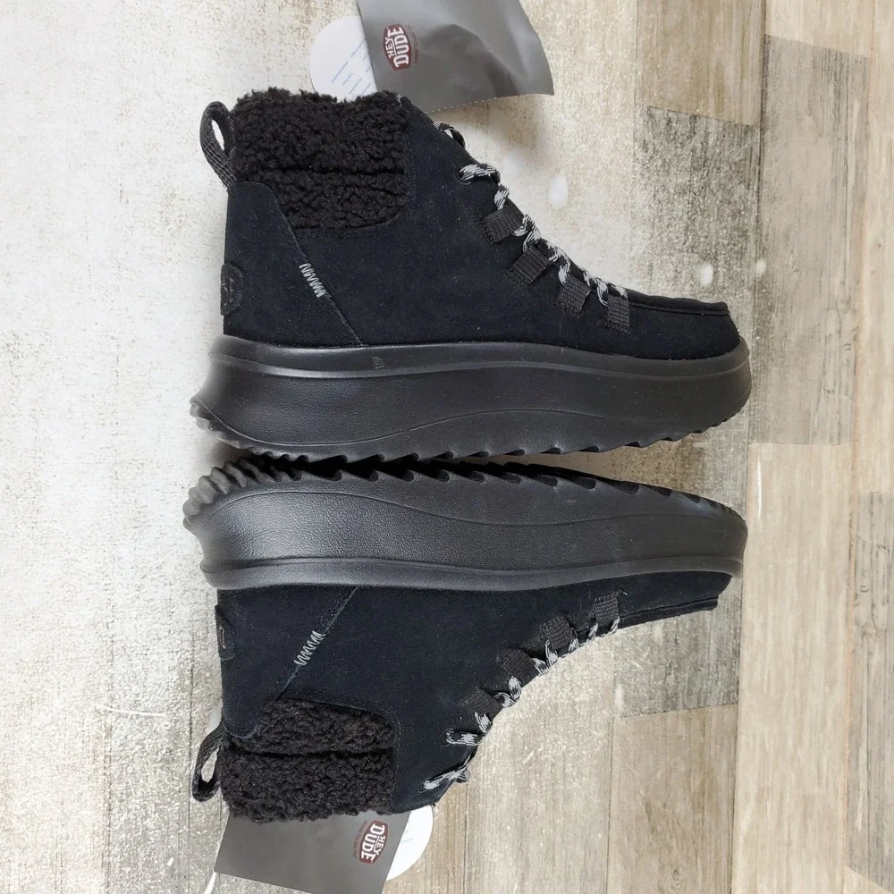 Hey Dude Wendy Peak Apres Suede Cozy Womens Boots Sz 7 Black Shearling Lined